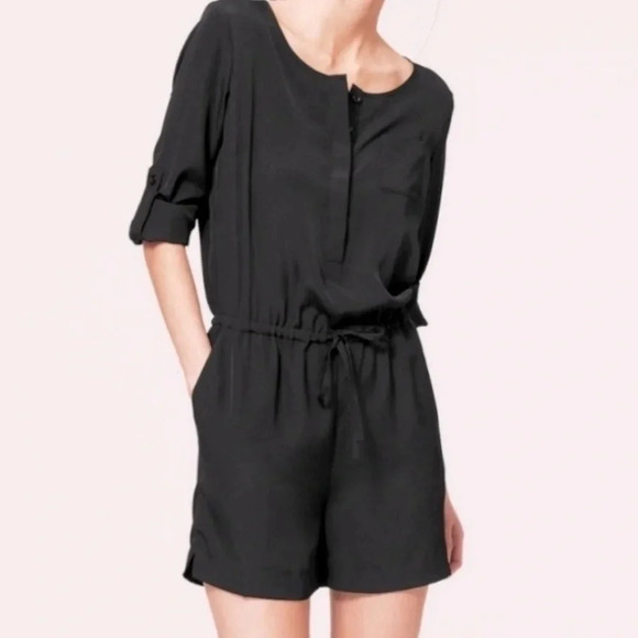 NWT LOFT Black Long Sleeve Romper SZ 6 - Picture 1 of 9